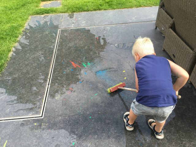 DIY; action painting with children